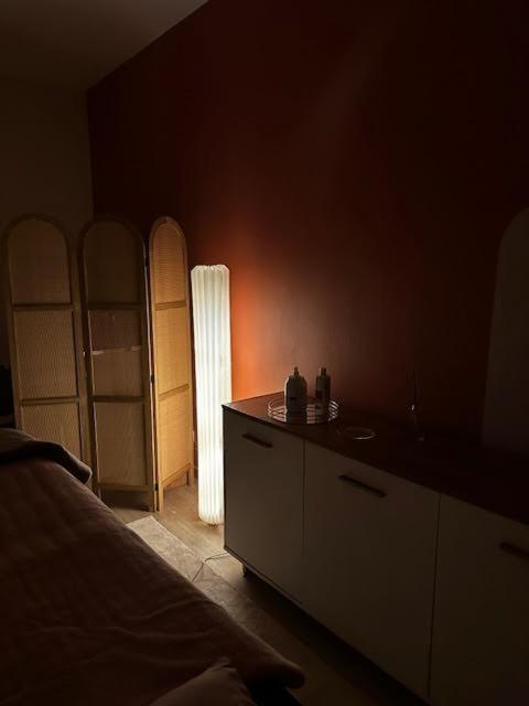 Hotel Terminus - Pizzeria Pizz'A Gogo - Salle De Sport - Face A La Gare Лон-ле-Сонье Экстерьер фото